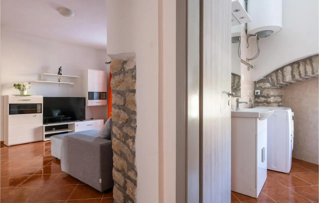 Holiday home Stunning Home In Hrboki With Wifi